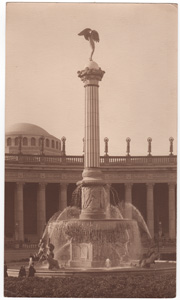 The Setting Sun statue